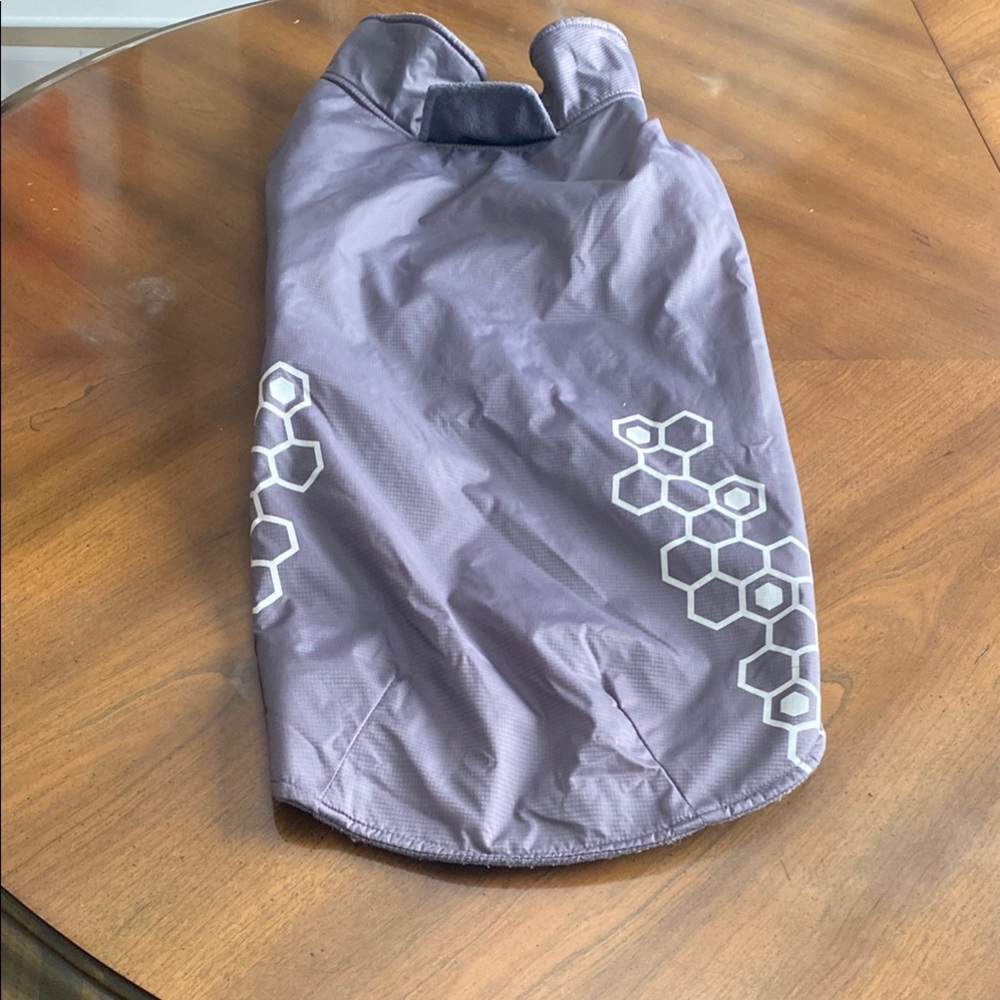 Gray Dog Jacket with Hexagon Pattern